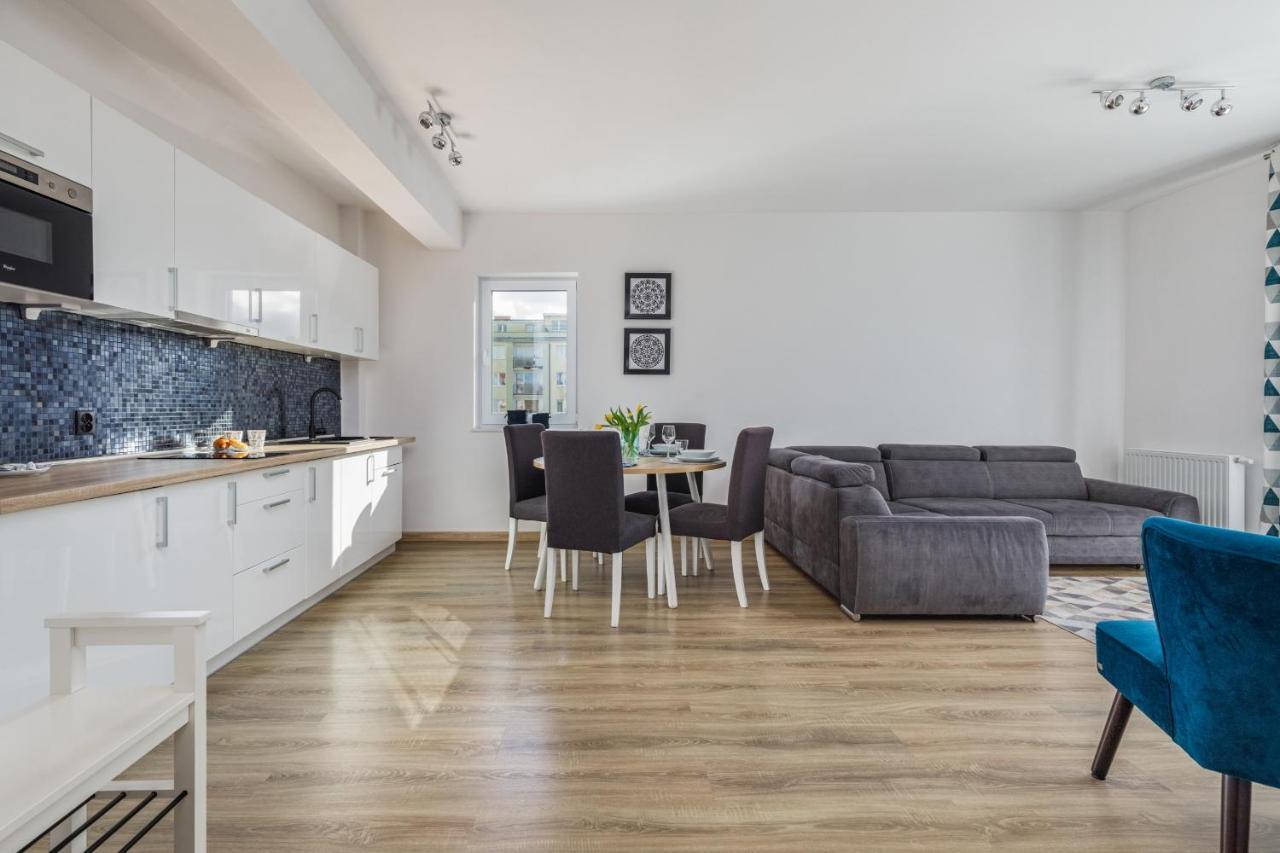 Strzelecka Center Of By Renters
